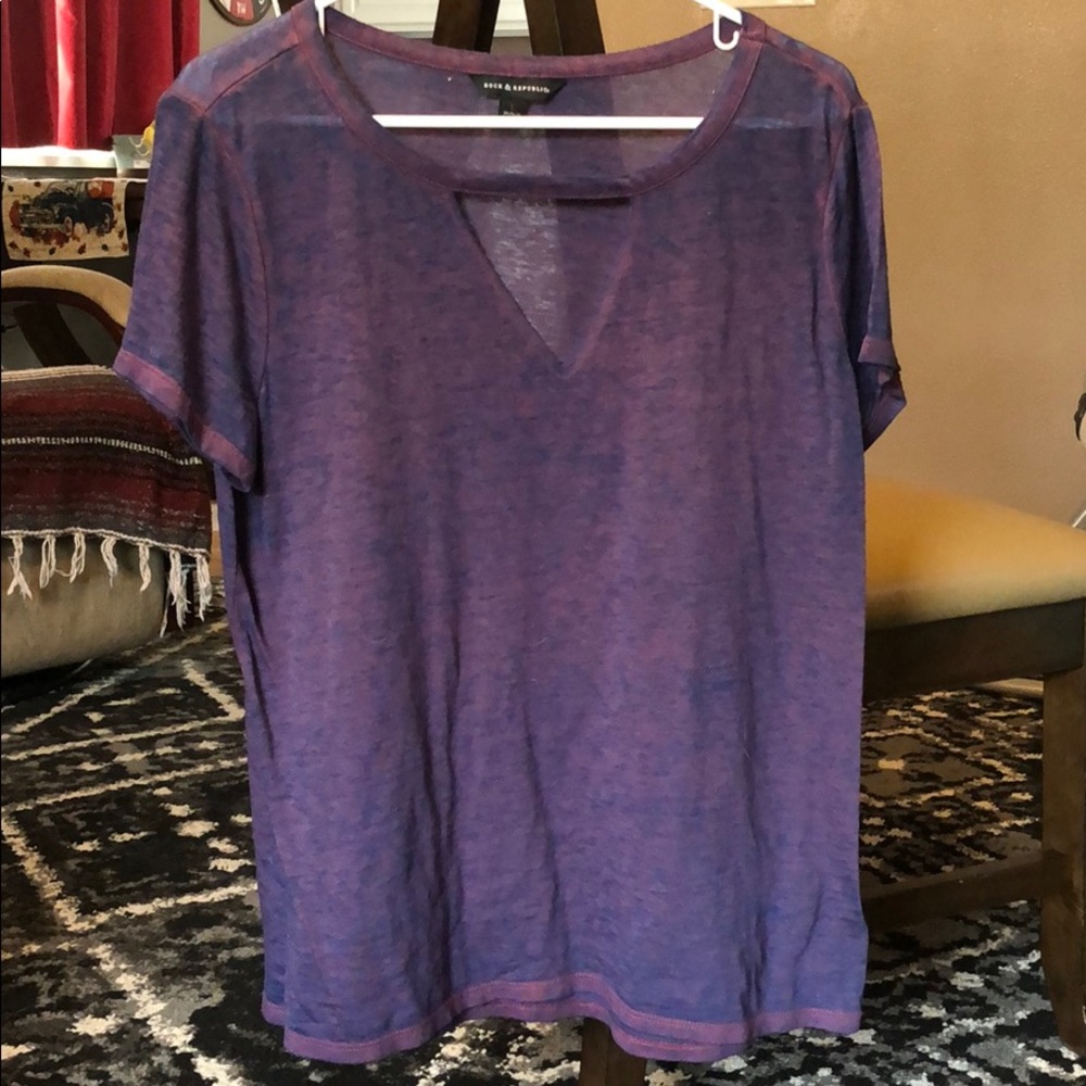 Rock & Republic t shirt